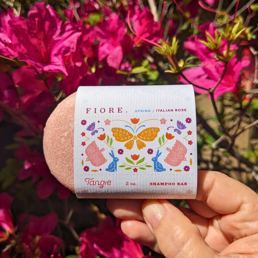 photo of Tangie Italian Rose shampoo bar